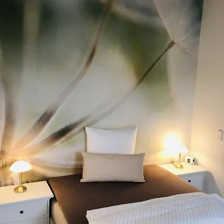 Zur Alten Schmiede 3*