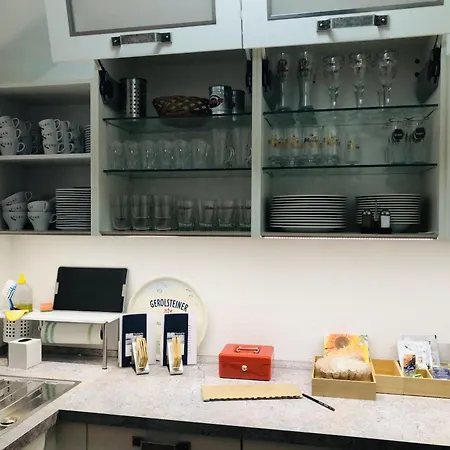 Zur Alten Schmiede Szálloda