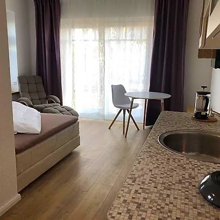 Zur Alten Schmiede Отель 3*