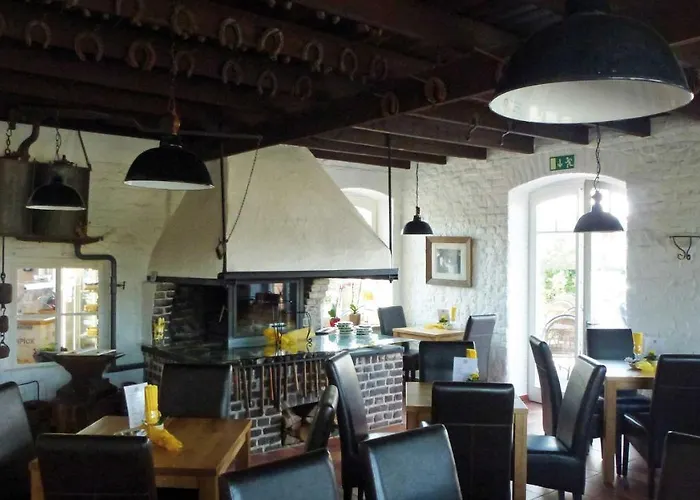 Zur Alten Schmiede Hotel